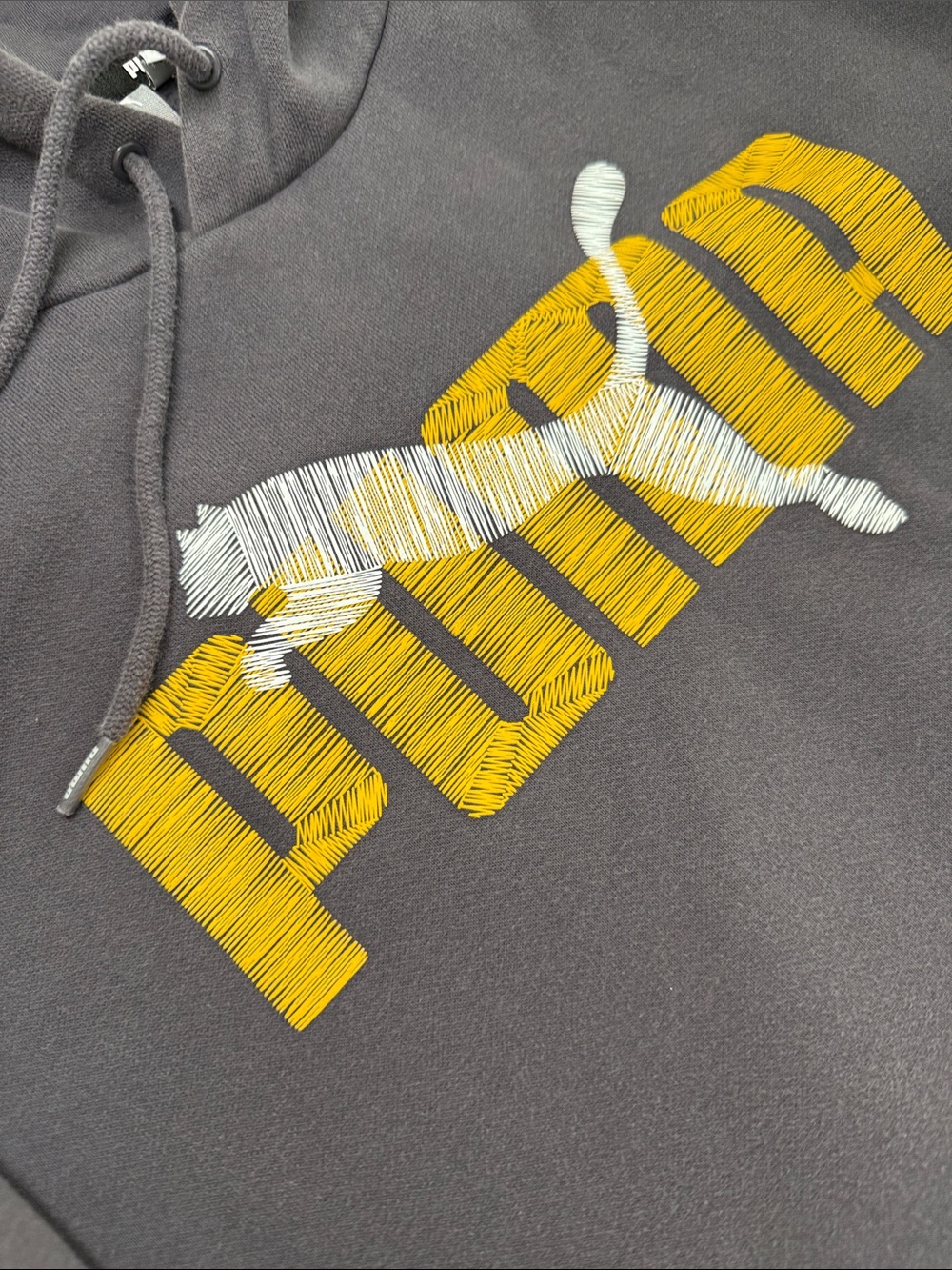 Puma Men's Charcoal Crewneck Hoodie with Yellow Logo Size M - Picture 2 of 9